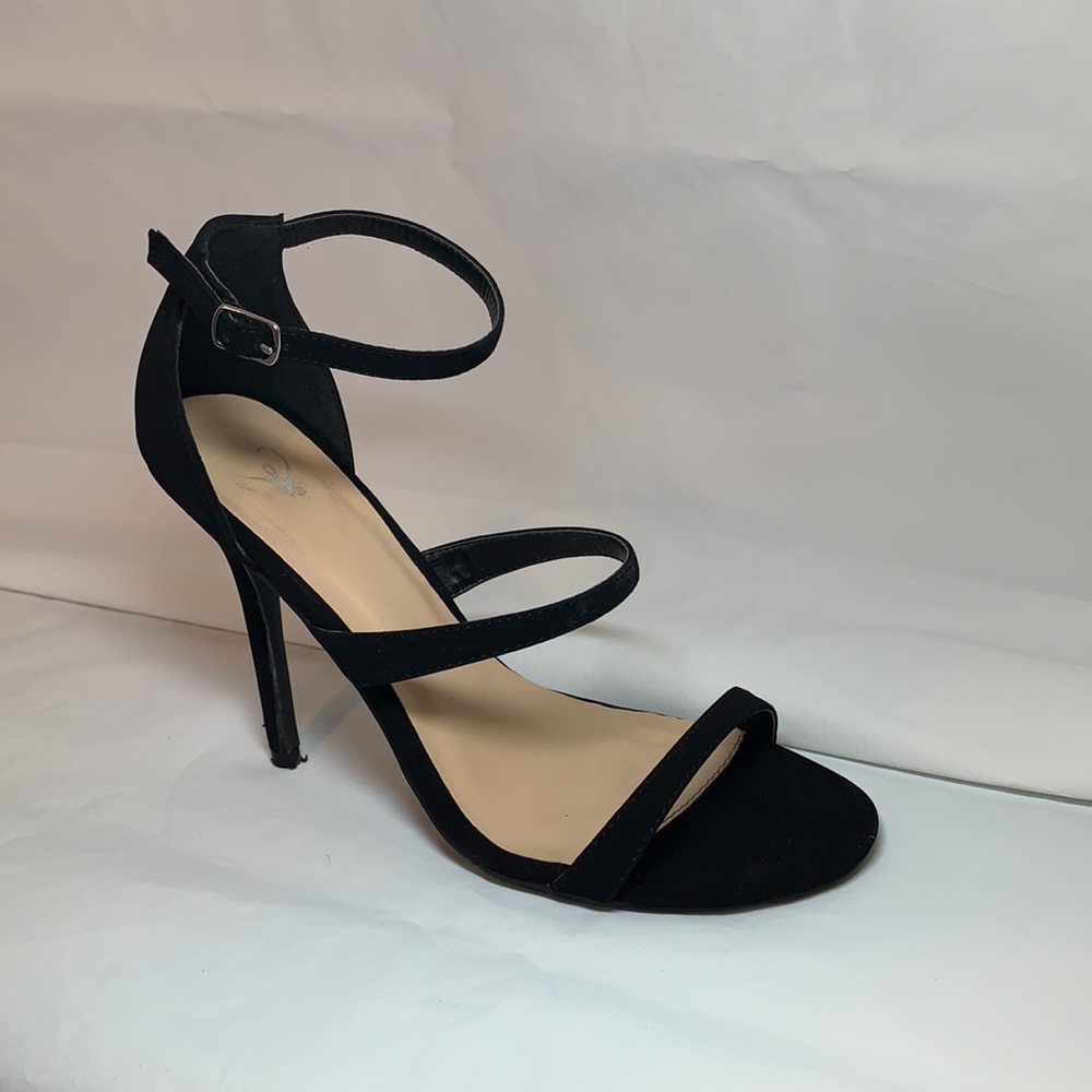 Windsor brand black double strap stilettos - size 8.  Gently worn with box. - Picture 2 of 5